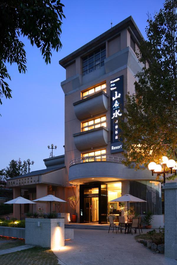 Mountain Fish Water Hotel Чичи Экстерьер фото